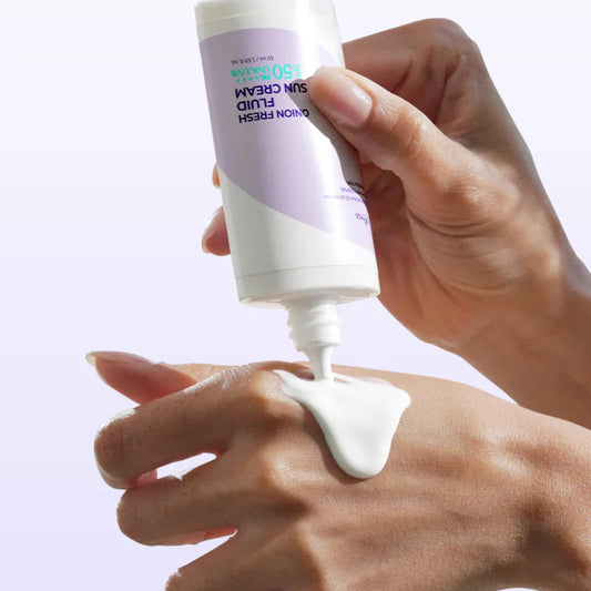 ISNTREE - Onion Fresh Fluid Sun Cream 50 ML | Protector solar ligero y calmante