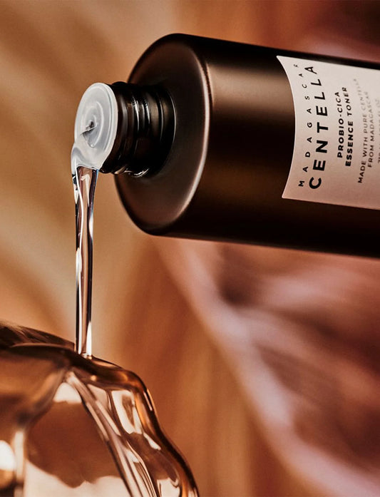 SKIN1004 - Madagascar Centella Probio-Cica Essence Toner 210 ML | Tonico antiedad hidratante y calmante