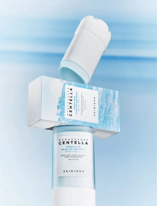 SKIN1004 - Madagascar Centella Hyalu-Cica Silky Fit Sun Stick SPF50+ SPF++++ 20 GR | Protector solar hidratante