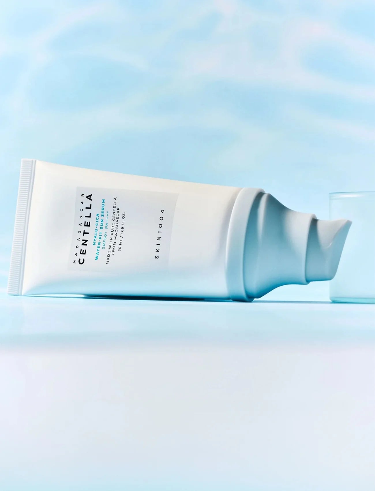 SKIN1004 - Madagascar Centella Hyalu-Cica Water-Fit Sun Serum 50 ML | Protector solar